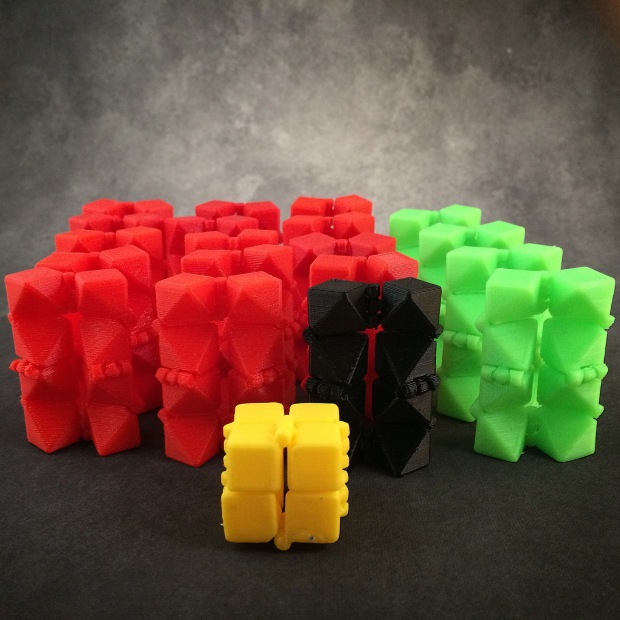 Laura Taalman: @mathgrrl Mathematician & 3D Designer Print-In-Place Fidget Cube http://www.thingiverse.com/thing:230139 Clever design allows for moving hinges in a model that prints in one piece. http://mathgrrl.com/hacktastic/